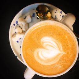 ลาเต้ (ร้อน)