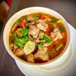 ต้มแซ่บ