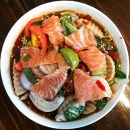 ยำแซลมอน หมูยอ