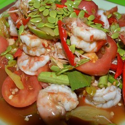 ตำเกาเหลากุ้งสดหรือกุ้งสุก