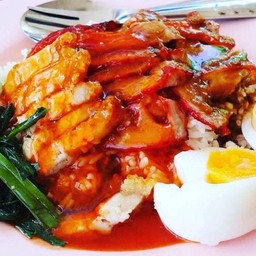 ข้าวรวม เป็ดย่าง หมุแดง หมุกรอบ