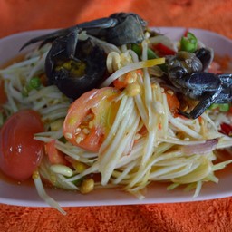 ส้มตำไทยใส่ปู