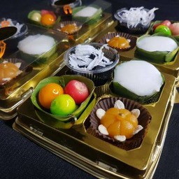 ขนมไทยโบราณ ซิ้มหน้าใหญ่ ตลาดมหาชัย