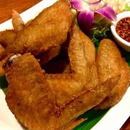 ปีกไก่ทอด