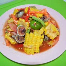 ส้มตำข้าวโพดหอยแครง