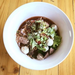 ก๋วยเตี๋ยวหมู พิเศษ