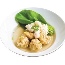 เกี๊ยวกุ้งหน้าเนื้อปูทะเล