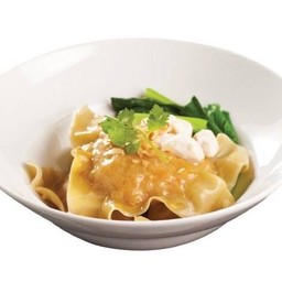 เกี๊ยวจัมโบ้เนื้อปูทะเล