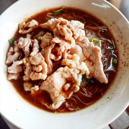 เตี๋ยวน้ำตก เนื้อหมูล้วน