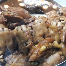 ราดข้าว​ 40​ ใส่ไข่​เพิ่ม​ 10​ บาท​ ผสมคากิคาจั๊กได้ตามสั่ง