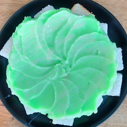 ปังเย็นนมเขียว