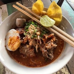 ก๋วยเตี๋ยวไข่ ลาซาล