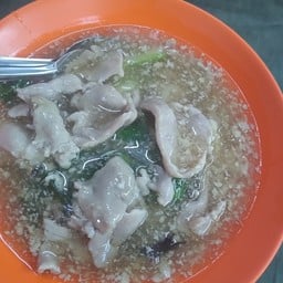 พูลทรัพย์ ราดหน้ายอดผัก ไทยสมุทร