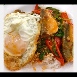 ข้าวกะเพราปลากระป๋อง