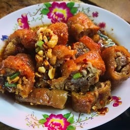 ยำแห้งหางหมูตุ๋น