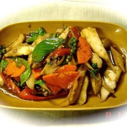 เห็ดออรินจิผัดฉ่า
