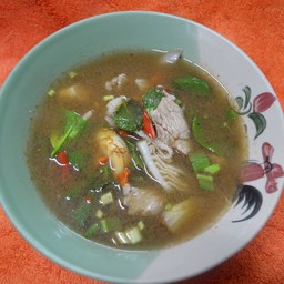 ต้มแซ่บเนื้อ