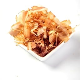 ปลาโอแห้งฝอย พรีเมี่ยม 8 กรัม