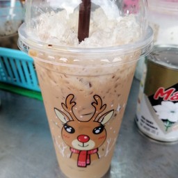 กาแฟนมสดเย็น