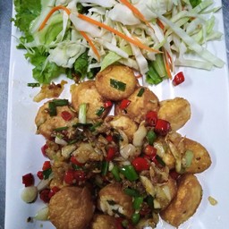 เต้าหู้คั่วพริกเกลือ