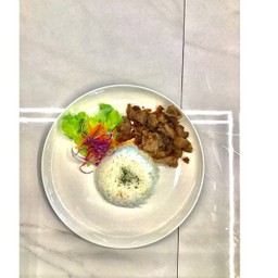 ข้าวหมูกระเทียม