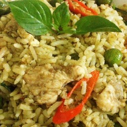 ข้าวแกงเขียวหวานไก่