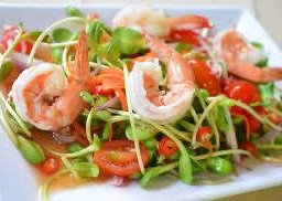 ยำต้นอ่อนกุ้ง