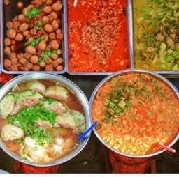 ร้านข้าวแกงแม่สม (เอื้ออาทรบางคูวัด)