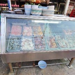 ดวงพรข้าวต้มรอบดึก (ข้างโรงรับจำนำ)