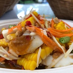 ตำข้าวโพดไข่เค็ม