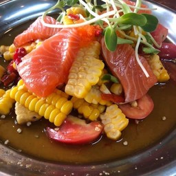 ตำข้าวโพดแซลม่อน