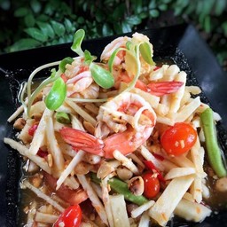 ตำยอดมะพร้าวกุ้ง