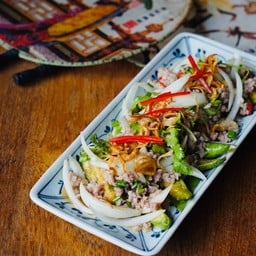ยำมะเขือยาวหมูสับ