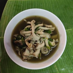 แกงเห็ดขอนขาว