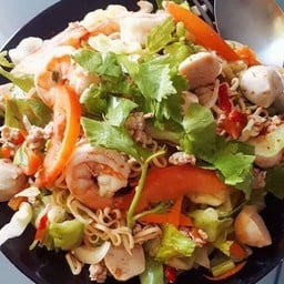 ยำแสบส้มตำรสเด็ดสาวสกล