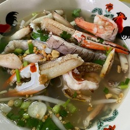 ก๋วยเตี๋ยวต้มยำปูกั้ง