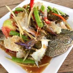 เจ๊ระ ก๋วยเตี๋ยวไข่กะลา