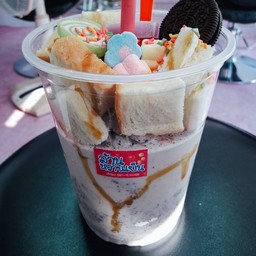 ปังเย็นนมสดโอริโอ้+ท็อปปิ้ง4อย่าง