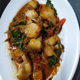 หมูป่าผัดเผ็ด