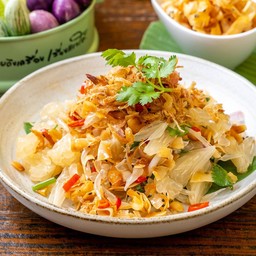 ยำส้มโอมะพร้าวกรอบ