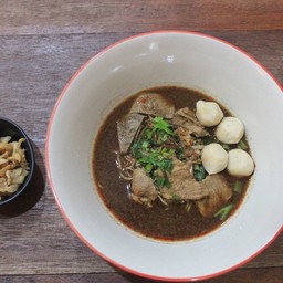 ก๋วยเตี๋ยวเรือรบพิเศษ