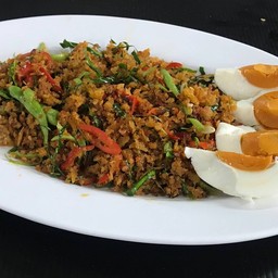 ปลาดุกฟูผัดพริกขิง