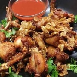 กบทอดกระเทียม