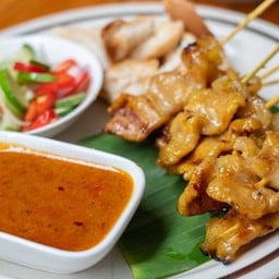 หมูสะเต๊ะ