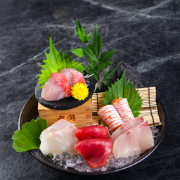 Kaze Sashimi Set