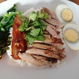 ข้าวขาหมู+ไข่