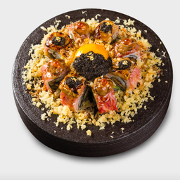 Kuro Tsuki Tama Roll