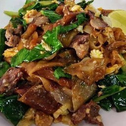 ผัดซีอิ๊วเนื้อ