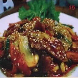 ผัดหมูซอสสไตล์เกาหลี,ผักสด