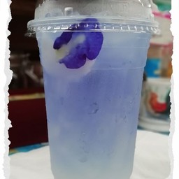 น้ำมะพร้าวสดอัญชัน